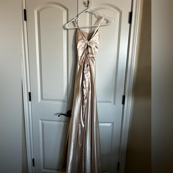 Gold satin bridesmaid dress - Picture 1 of 2